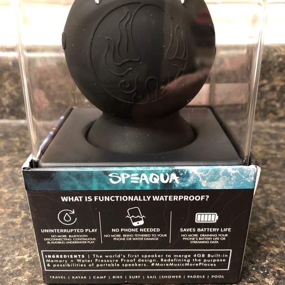 SPEAQUA 100% Waterproof Speaker - Picture 2 of 3